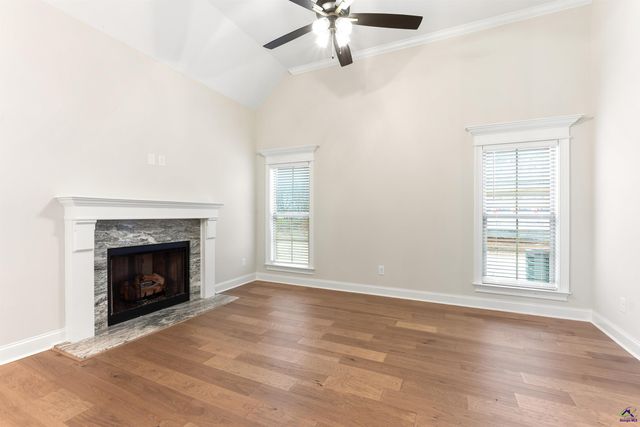 108 Pridgen Pass, Perry, GA 31069