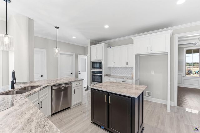 108 Pridgen Pass, Perry, GA 31069