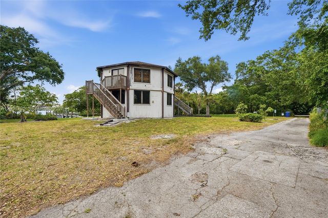 18200 49 Terrace N, Jupiter, FL 33458