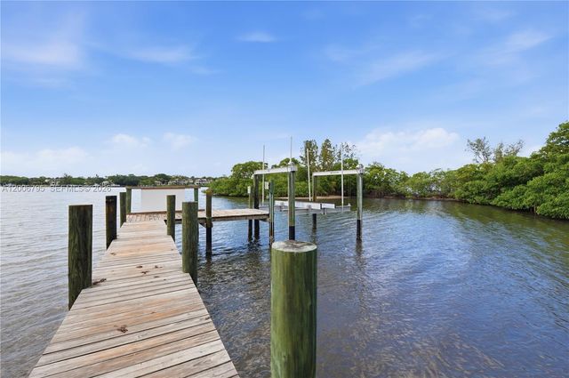 18200 49 Terrace N, Jupiter, FL 33458