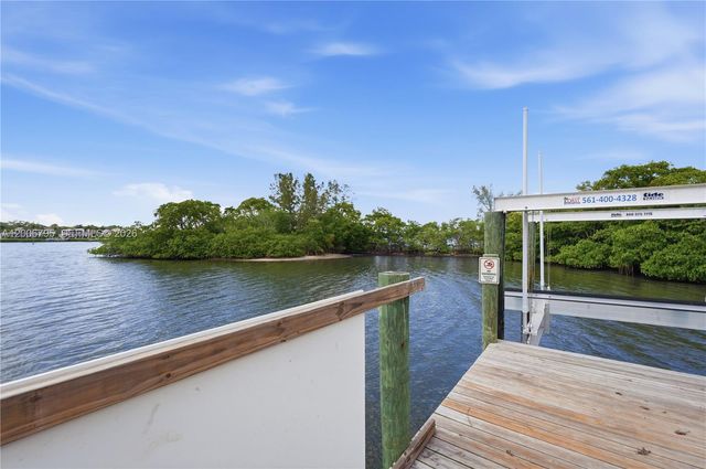 18200 49 Terrace N, Jupiter, FL 33458