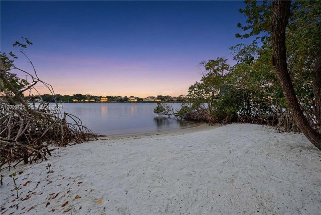 18200 49 Terrace N, Jupiter, FL 33458