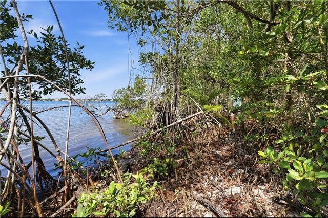 18200 49 Terrace N, Jupiter, FL 33458