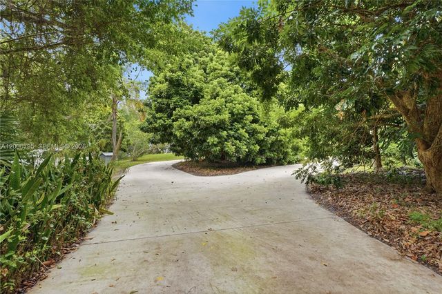 18200 49 Terrace N, Jupiter, FL 33458