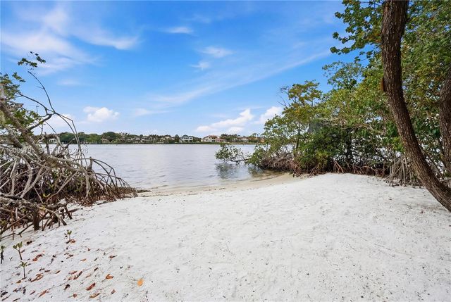 18200 49 Terrace N, Jupiter, FL 33458