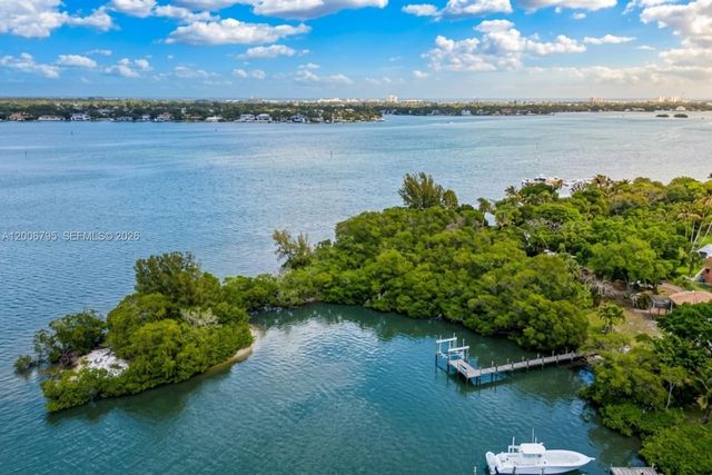 18200 49 Terrace N, Jupiter, FL 33458