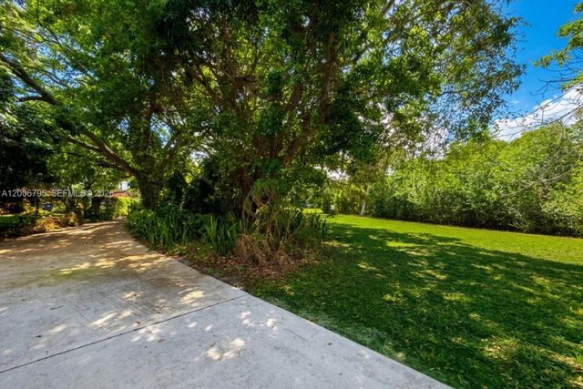 18200 49 Terrace N, Jupiter, FL 33458