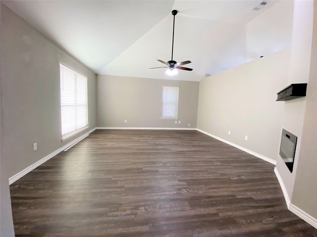 4010 Drakestone Avenue, Rowlett, TX 75088
