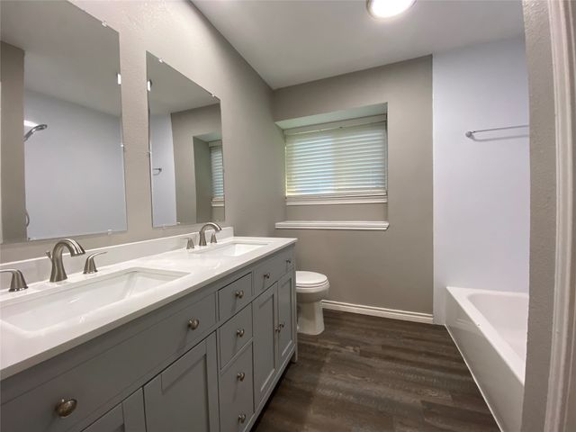 4010 Drakestone Avenue, Rowlett, TX 75088