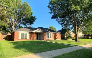 4010 Drakestone Avenue, Rowlett, TX 75088