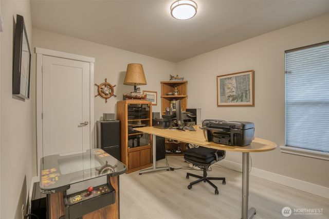 725 Wood Duck Avenue SE, Ocean Shores, WA 98569