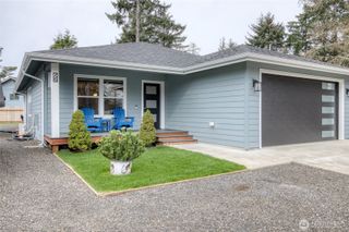 725 Wood Duck Avenue SE, Ocean Shores, WA 98569