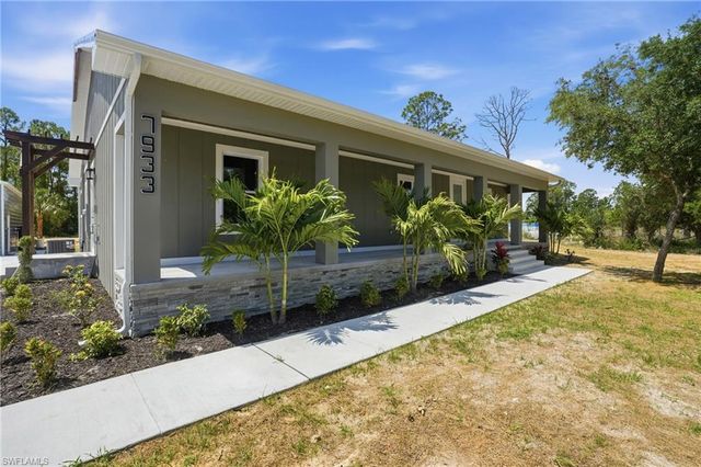 7933 5th TER, Labelle, FL 33935