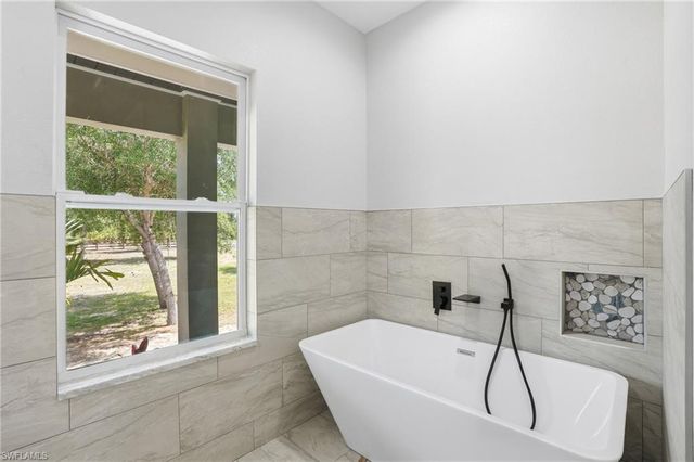7933 5th TER, Labelle, FL 33935