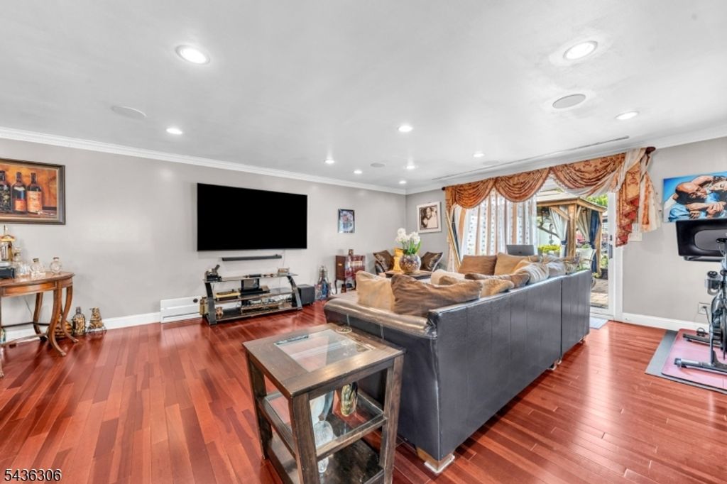 161 Plauderville Ave, Garfield City, NJ 07026 — photo 5