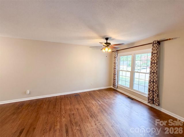 1716 Timberlane Street, Gastonia, NC 28054