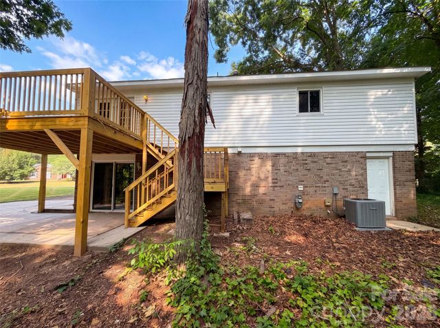 1716 Timberlane Street, Gastonia, NC 28054