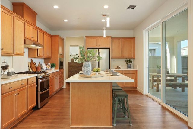 3081 Rio Grande Dr, Tracy, CA 95377