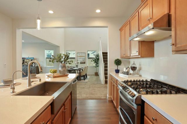 3081 Rio Grande Dr, Tracy, CA 95377