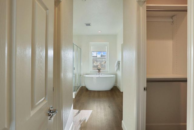 3081 Rio Grande Dr, Tracy, CA 95377