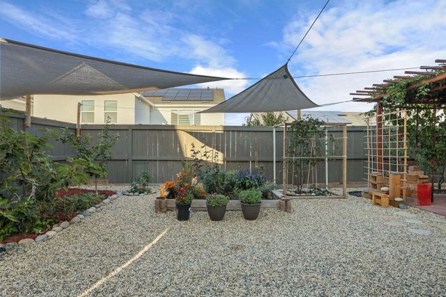 3081 Rio Grande Dr, Tracy, CA 95377