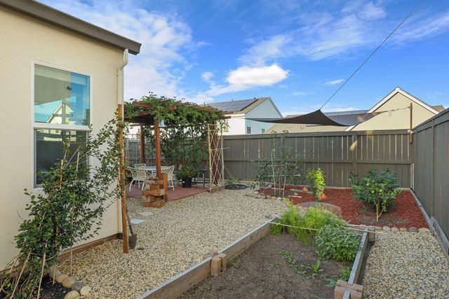 3081 Rio Grande Dr, Tracy, CA 95377