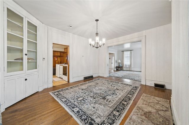 215 S 4TH, West Newton, PA 15089
