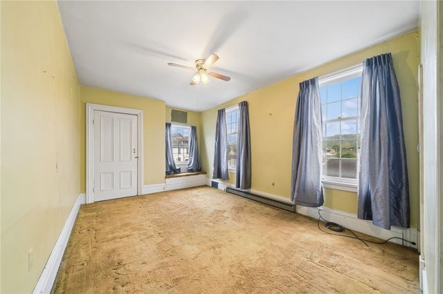 215 S 4TH, West Newton, PA 15089