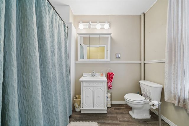 215 S 4TH, West Newton, PA 15089