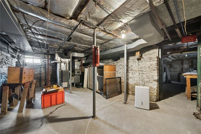 215 S 4TH, West Newton, PA 15089