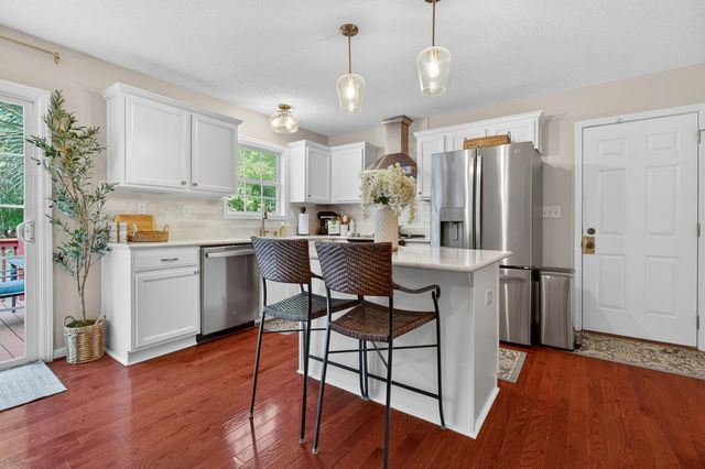 28 Santee Lakes Court, Elloree, SC 29047