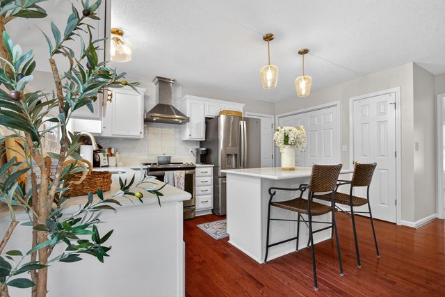 28 Santee Lakes Court, Elloree, SC 29047