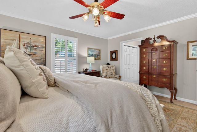 28 Santee Lakes Court, Elloree, SC 29047