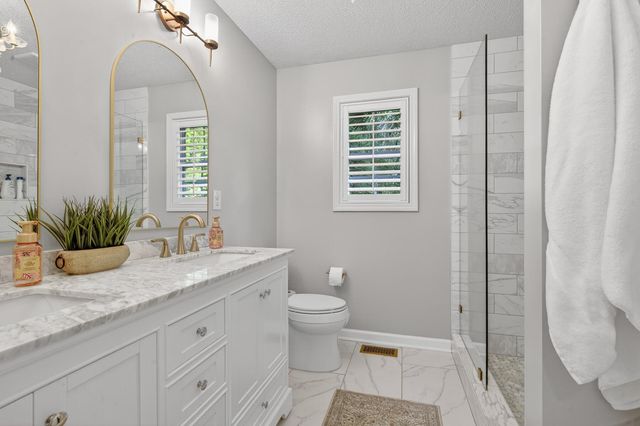 28 Santee Lakes Court, Elloree, SC 29047