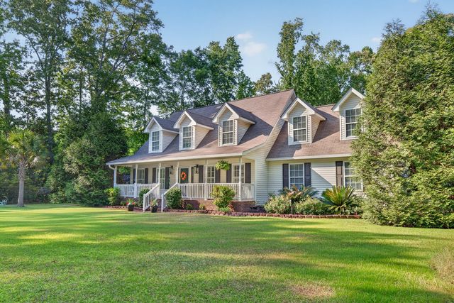 28 Santee Lakes Court, Elloree, SC 29047