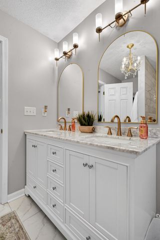 28 Santee Lakes Court, Elloree, SC 29047