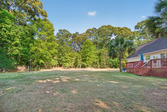 28 Santee Lakes Court, Elloree, SC 29047
