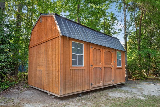 28 Santee Lakes Court, Elloree, SC 29047
