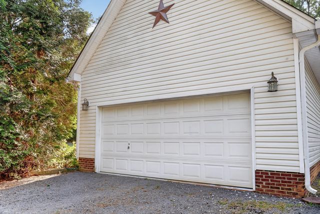 28 Santee Lakes Court, Elloree, SC 29047