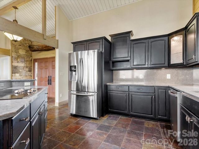 218 Slickrock Road, Burnsville, NC 28714