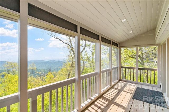 218 Slickrock Road, Burnsville, NC 28714