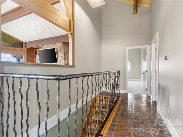 218 Slickrock Road, Burnsville, NC 28714