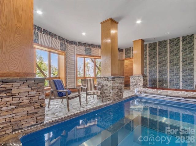 218 Slickrock Road, Burnsville, NC 28714