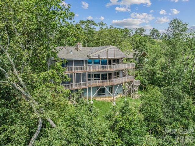 218 Slickrock Road, Burnsville, NC 28714