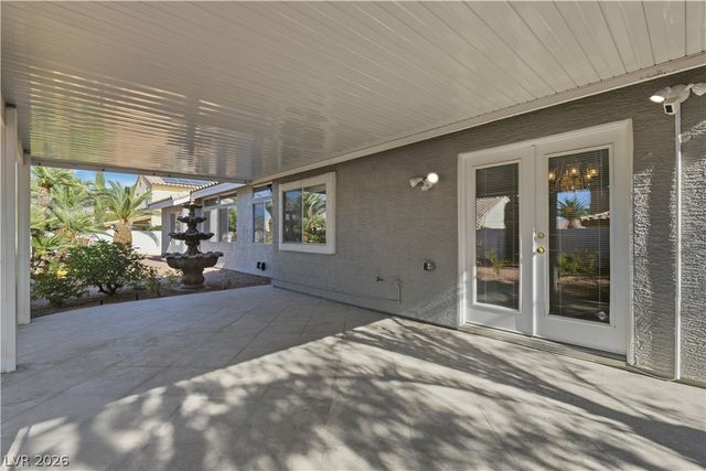898 East Robindale Road, Las Vegas, NV 89123