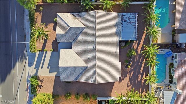 898 East Robindale Road, Las Vegas, NV 89123