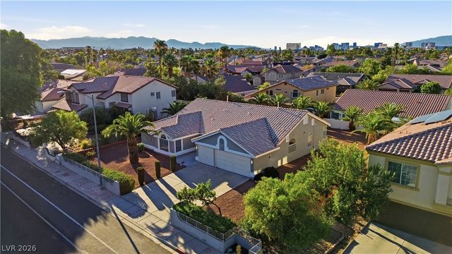 898 East Robindale Road, Las Vegas, NV 89123