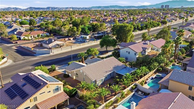 898 East Robindale Road, Las Vegas, NV 89123