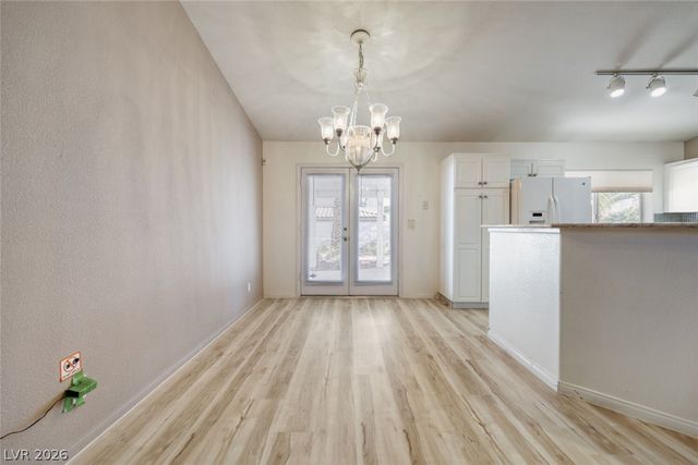 898 East Robindale Road, Las Vegas, NV 89123