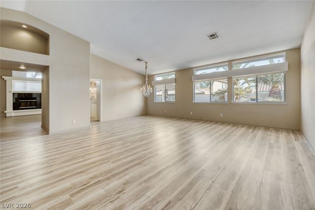 898 East Robindale Road, Las Vegas, NV 89123